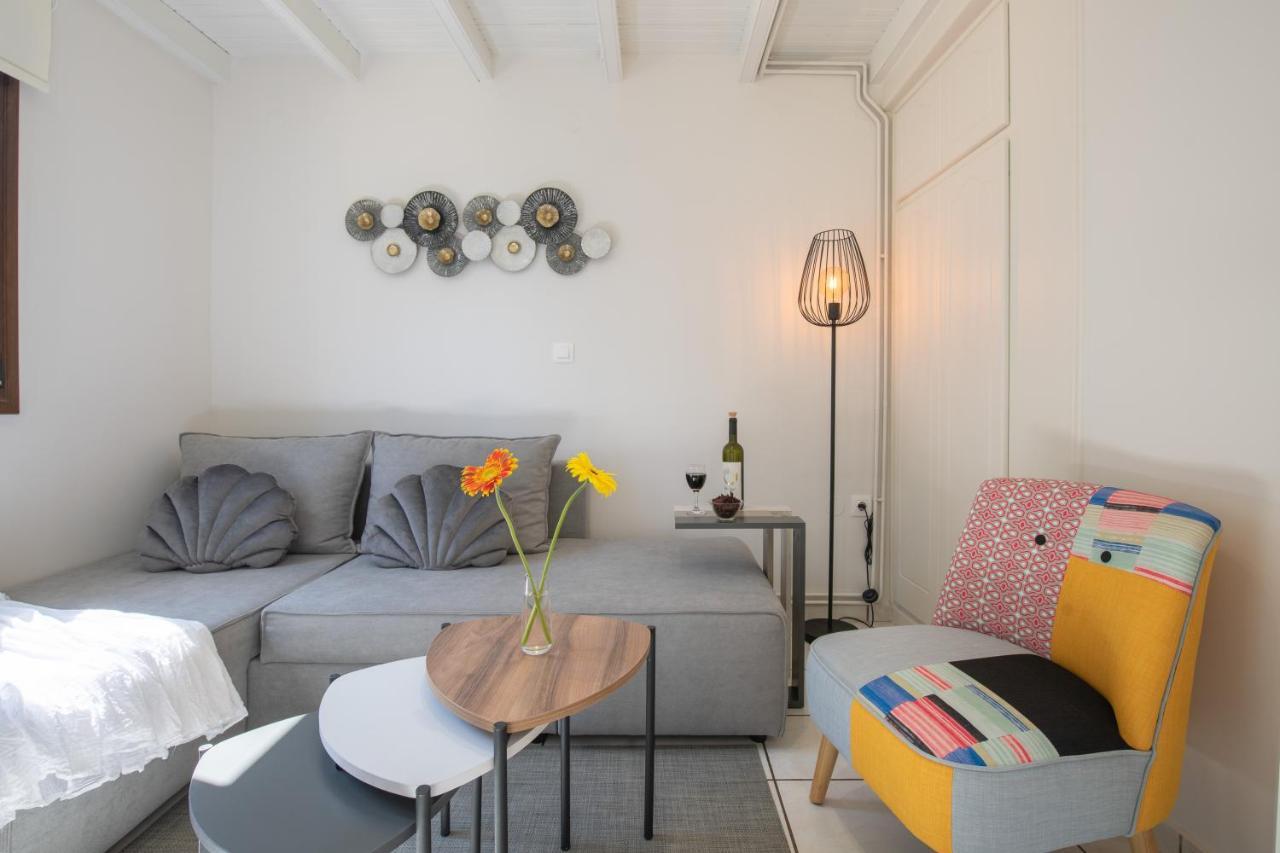 Venetian Shipyard Cottage Gouvia Exteriör bild