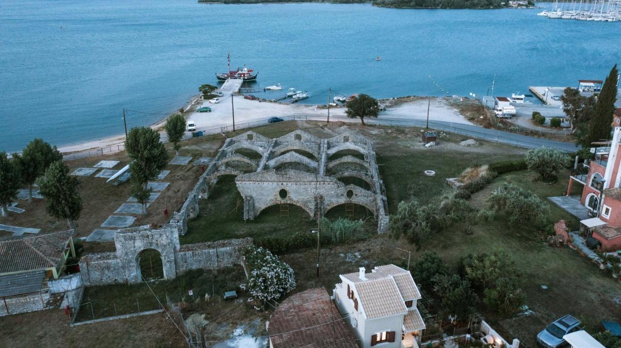 Venetian Shipyard Cottage Gouvia Exteriör bild